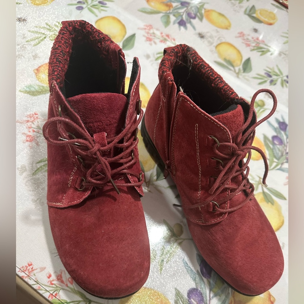 Propét Women's Red Ankle Boots (Wide fit)